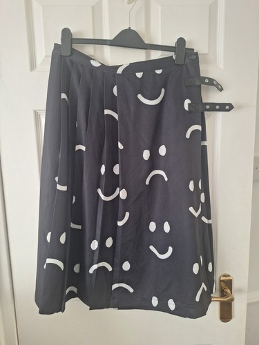 Lazy oaf happy sad kilt - lazy,