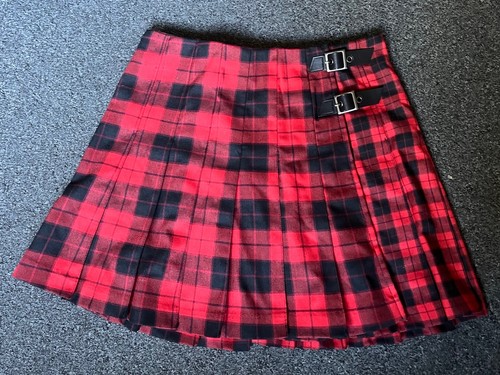 Divided red plaid pleated - divided,