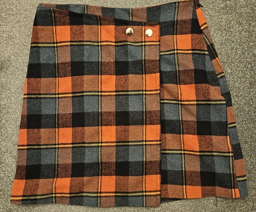 Kilt style skirt size - style,